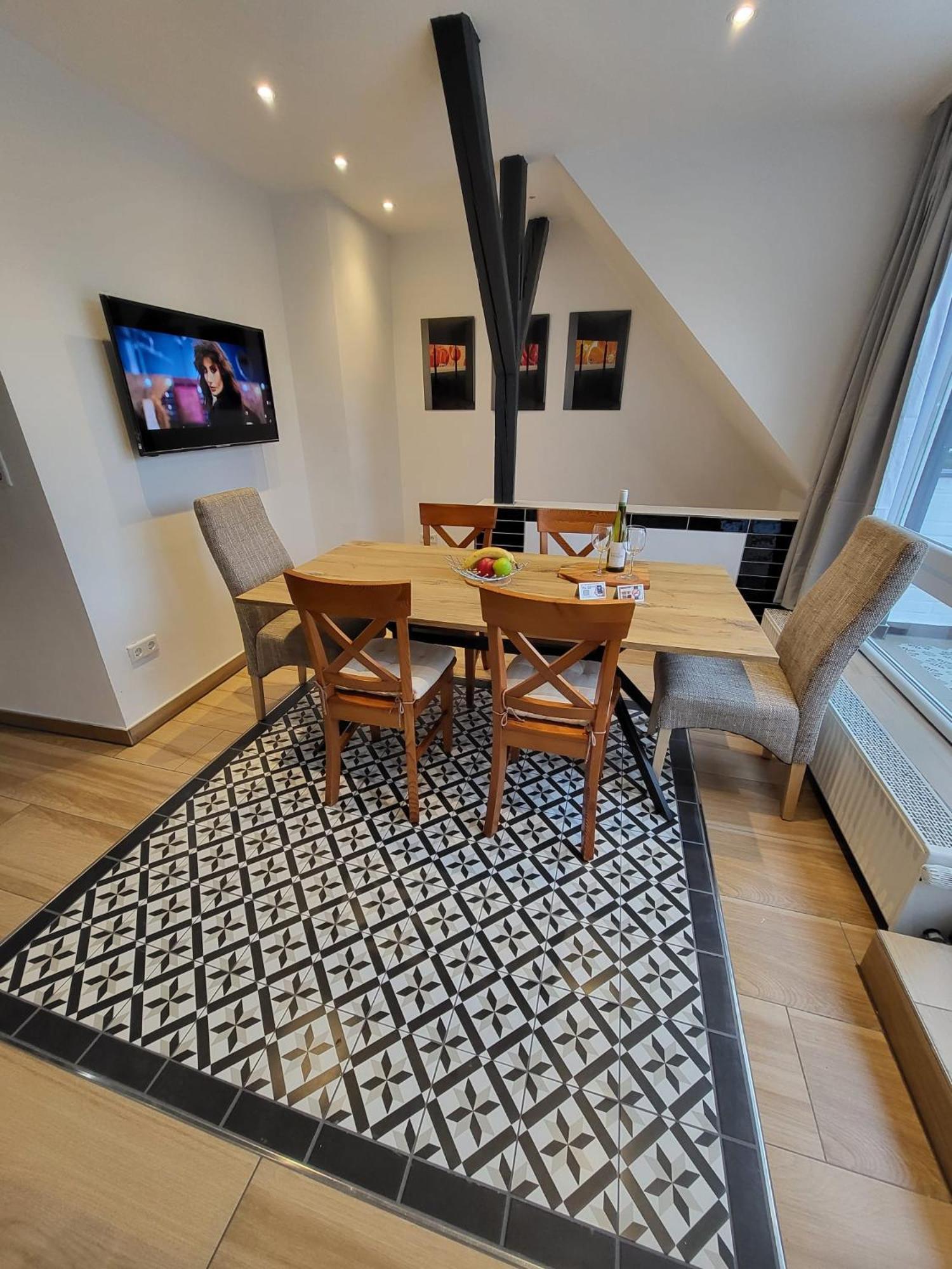 Golden Apartments เอสเซน ภายนอก รูปภาพ