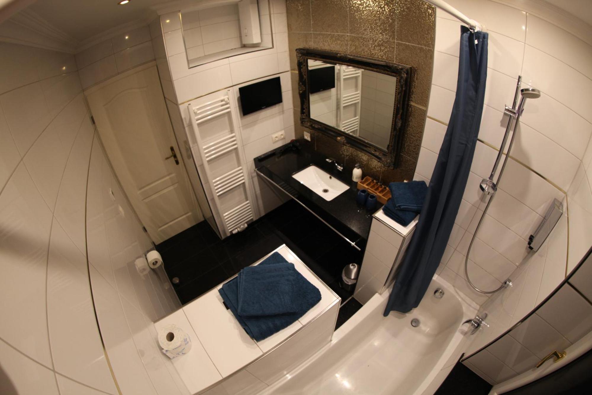Golden Apartments เอสเซน ภายนอก รูปภาพ