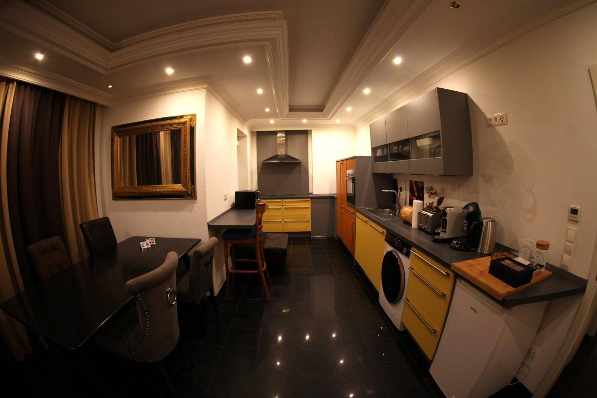 Golden Apartments เอสเซน ภายนอก รูปภาพ